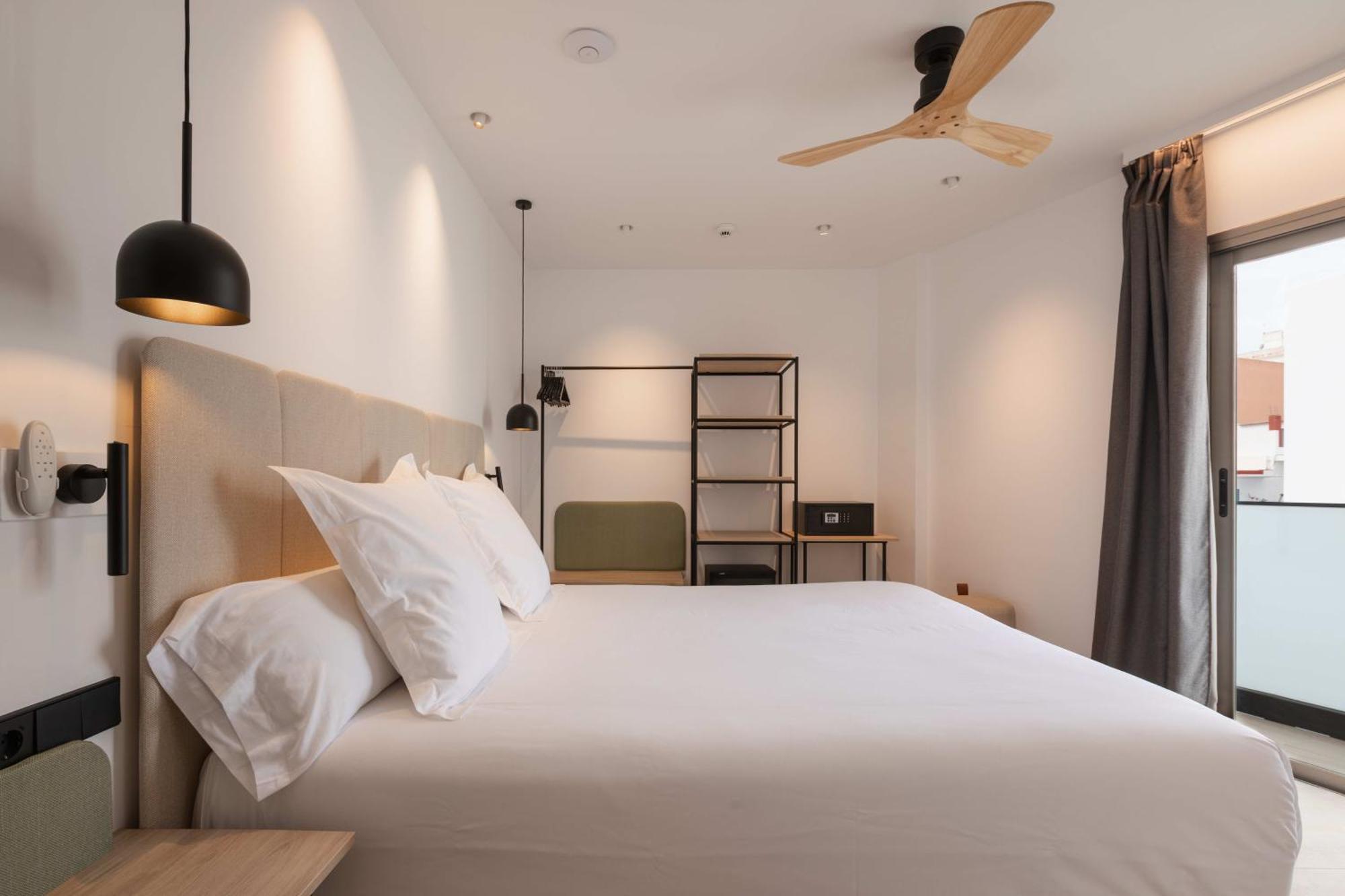 Sant Antoni de Portmany Hostal Mari מראה חיצוני תמונה