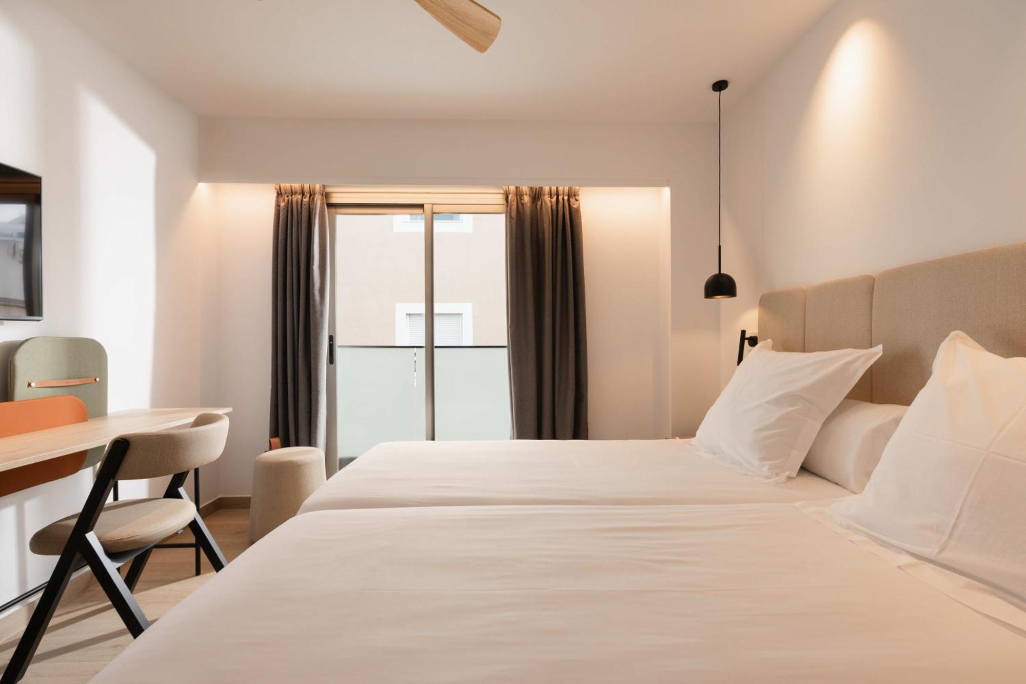 Sant Antoni de Portmany Hostal Mari מראה חיצוני תמונה